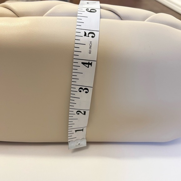 Urban Expressions Cream Quilted Backpack - Picture 12 of 13